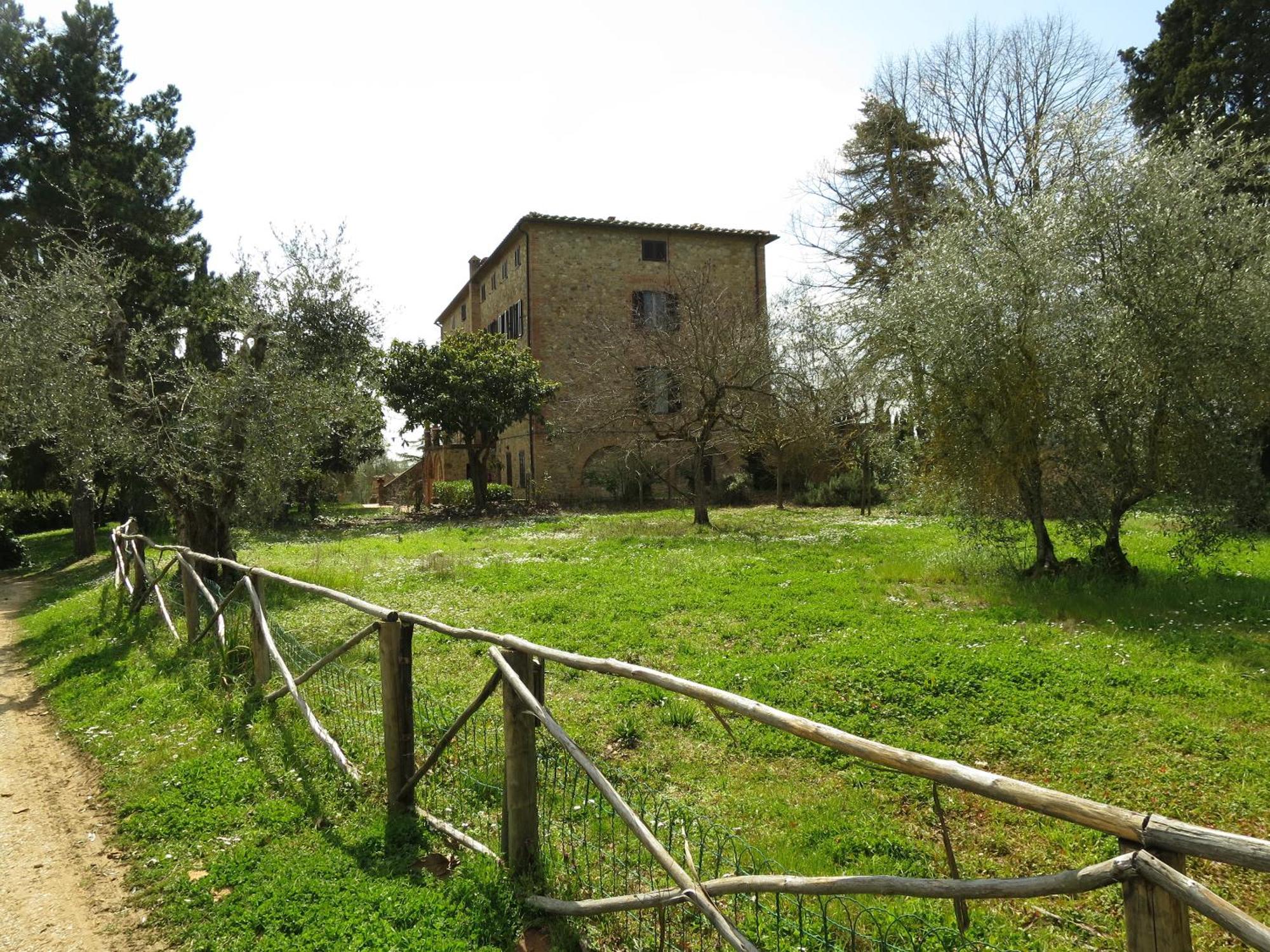 La Torre Alle Tolfe 2*